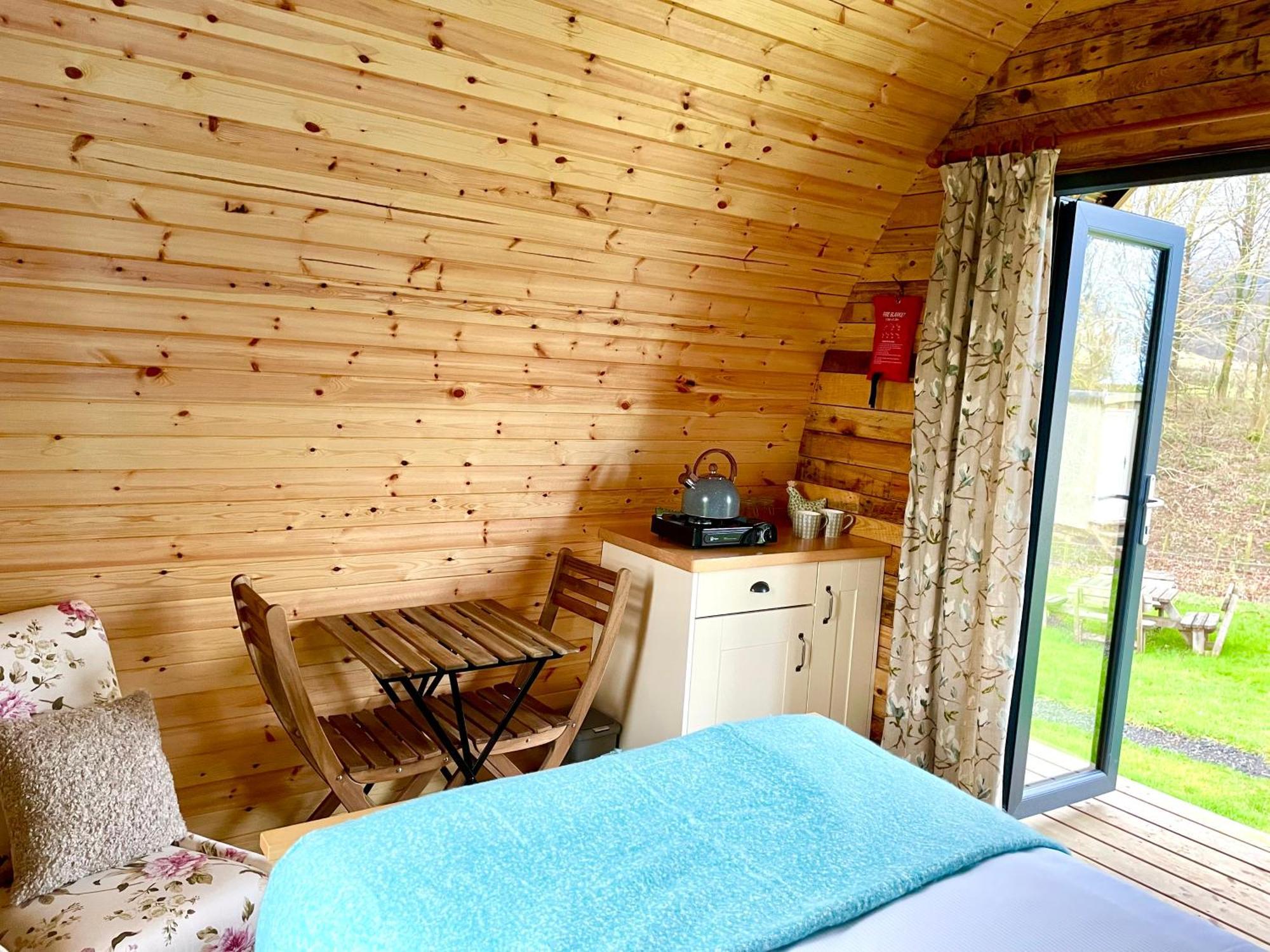 Alder Pod, Clay Bank Huts Hotel Ingleby Greenhow Eksteriør billede